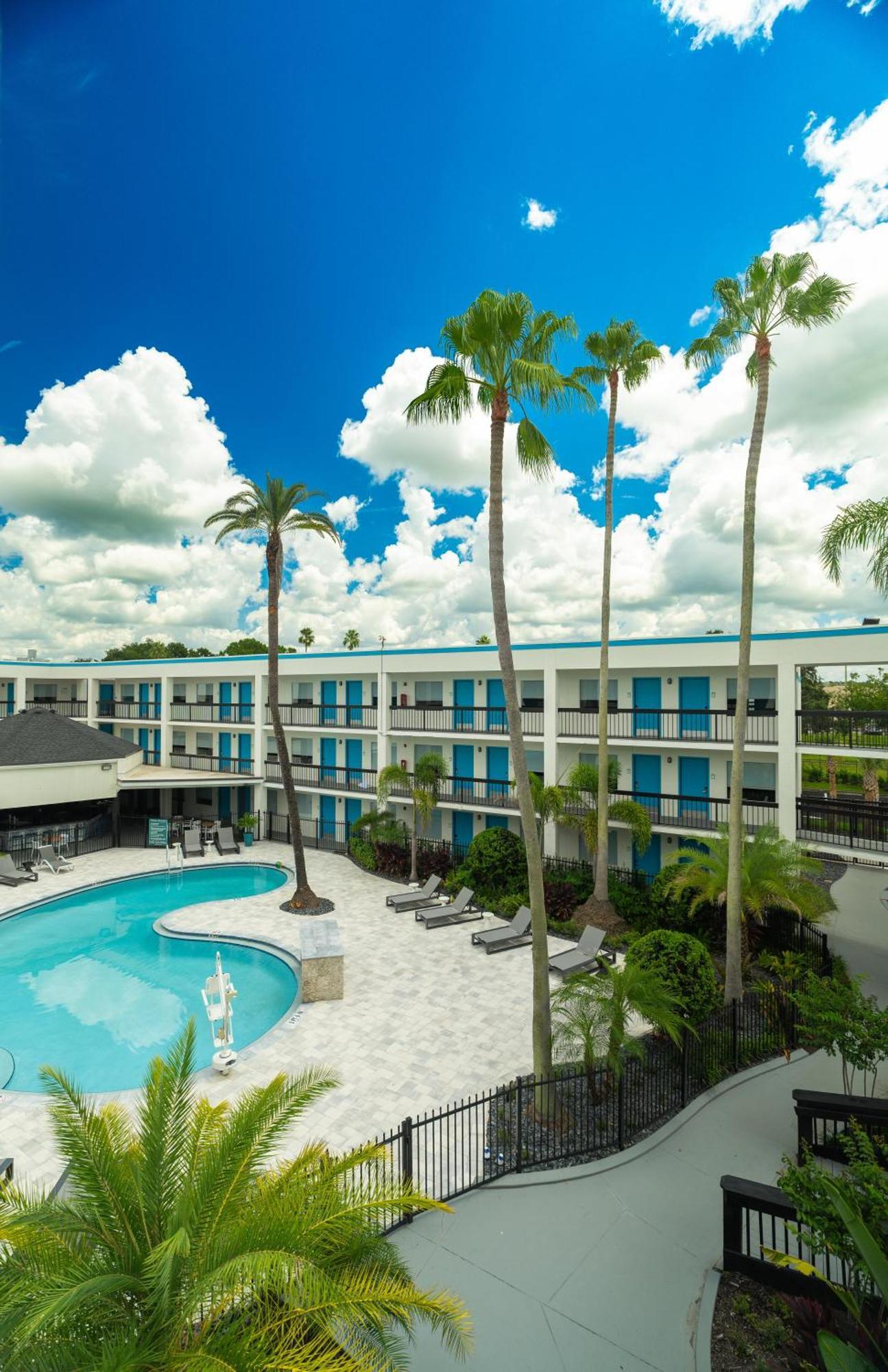 Oasis Bay Suites, Tampa, Busch Gardens, Usf Hotel