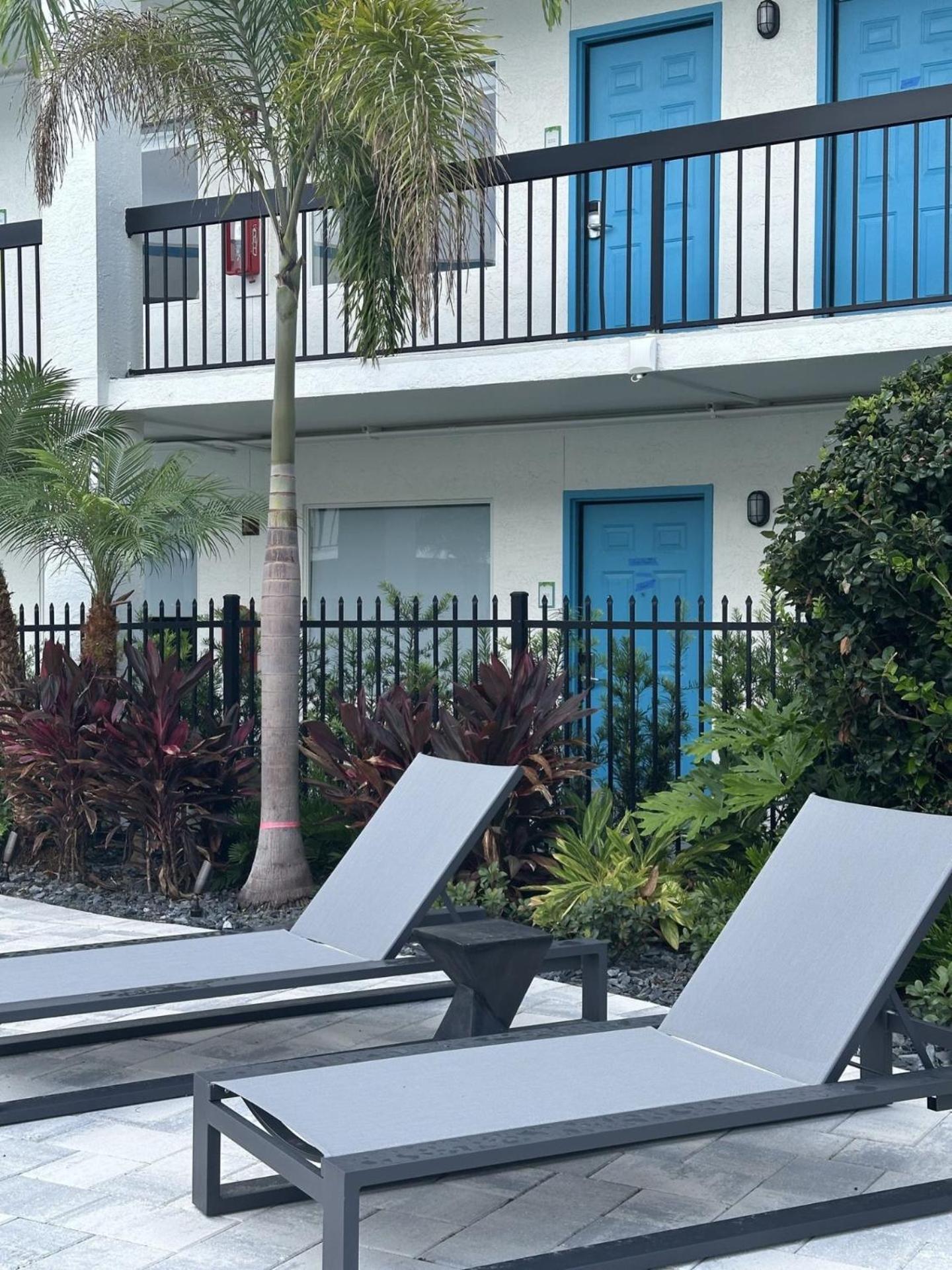 Oasis Bay Suites, Tampa, Busch Gardens, Usf Hotel