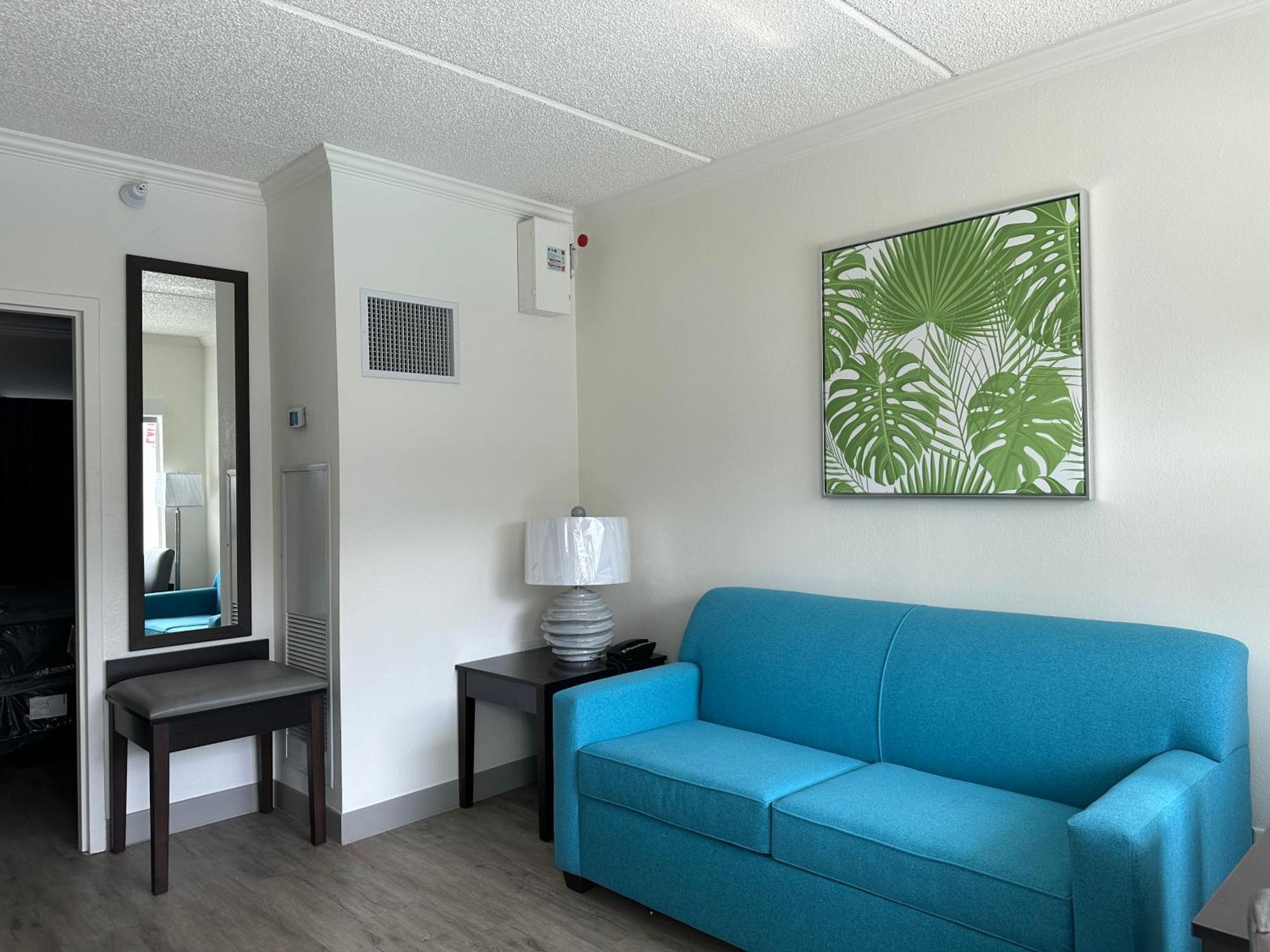 Oasis Bay Suites, Tampa, Busch Gardens, Usf Tampa